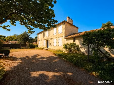 ? demeure de caractère du xixᵉ siècle – 264 m² habitables – plus de 500 m² bâtis – parc de