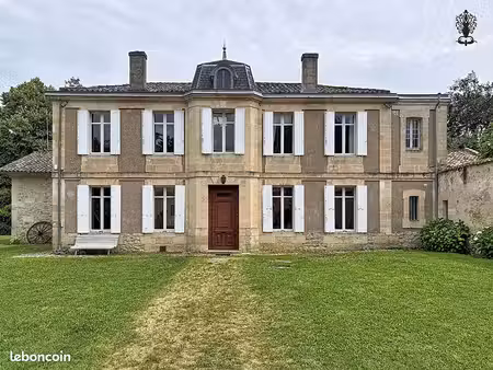propriété 8 pièces 426 m²
