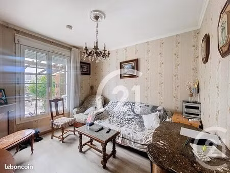 maison 4 pièces 64 m²
