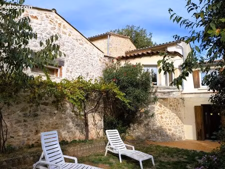 propriété 9 pièces 195 m²