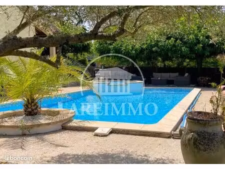 villa 7 pièces 146 m²