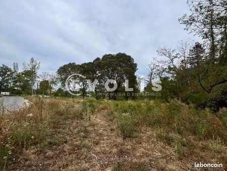 terrain 5 709 m² ambares et lagrave