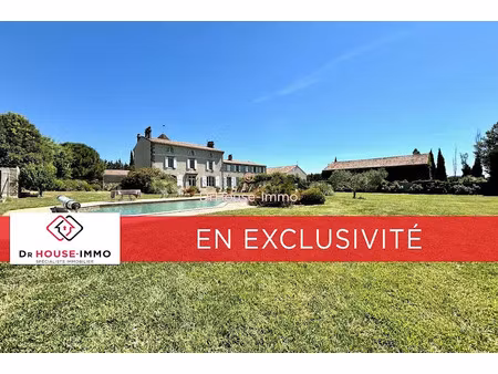 vente locaux professionnels 10 pièces 885 m² à carcassonne (11000)  3 700 000 €