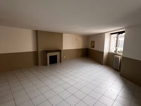appartement t2 65 28 m2