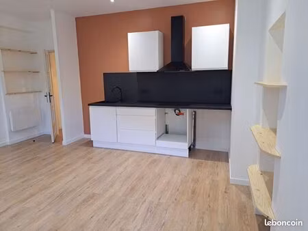 location appartement - 60 m2