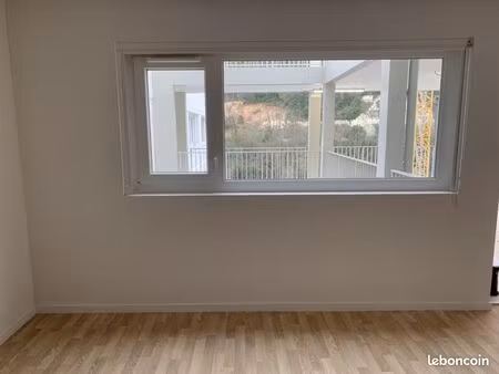 studio 1 pièce 26 m²