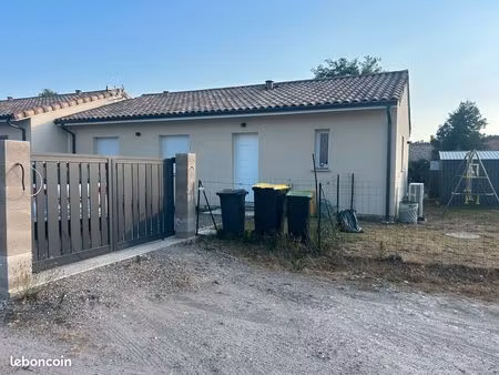 à louer – maison récente accolée t4 avec jardin et parking privé