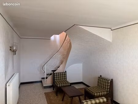 location maison servian