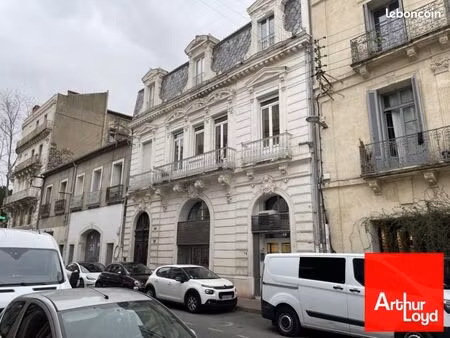bureaux 266 m²