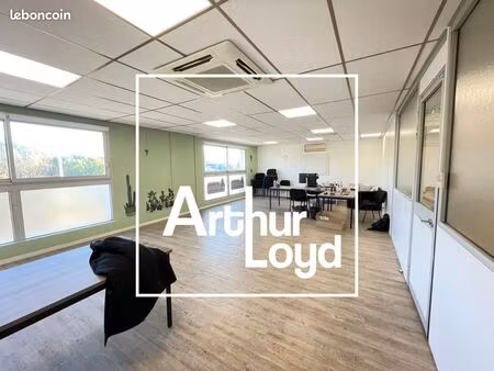 bureaux 220 m²