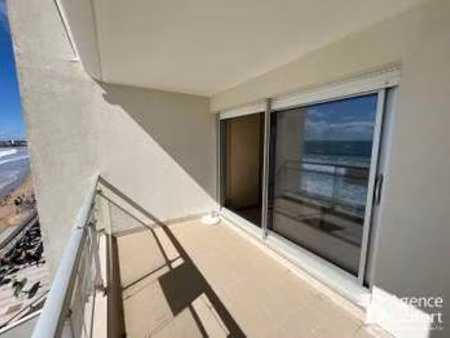 vente appartement 3 pièces à saint-gilles-croix-de-vie (85800) : à vendre 3 pièces / 63m² 