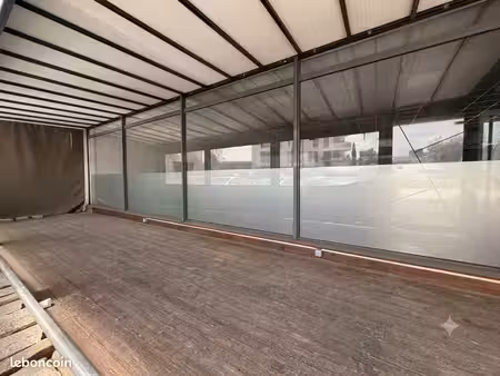 local commercial 355 m²