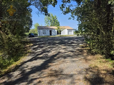 vente maison 4 pièces 99 m2 à le perrier