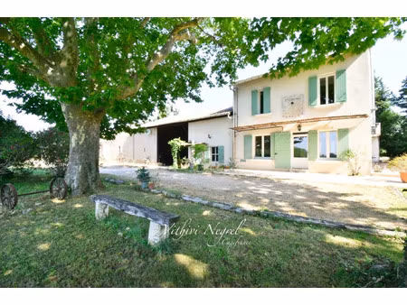 propriété à vendre mouries 8 pièce(s) 216m2 790 000€