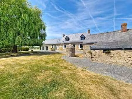 vente maison à saint-martin-du-bois (49500) : à vendre / 230m² saint-martin-du-bois