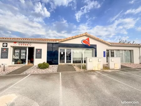 local 89 m² saint-andré-de-cubzac
