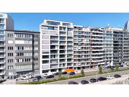 quai de rome ( liège ) : belle surface commerciale idéalemen