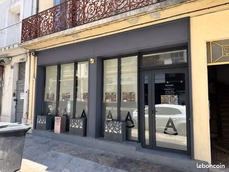 rare/fond de commerce restaurant moderne clé en main 20 ans d’activitée/double accès drive