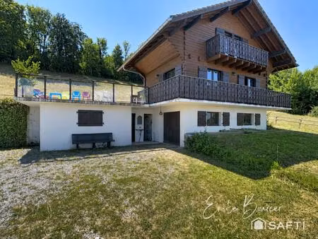 chalet vue lac  grand terrain  terrasse et garage