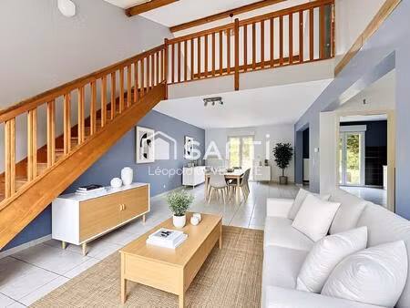 superbe maison avec garage  terrasse et jardin