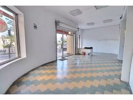 local commercial à vendre