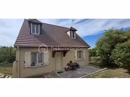 maison traditionnelle de 100 m² à champigny