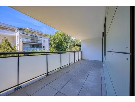 annecy - appartement - t3 - balcon - abrite - tres - bon - etat - general
