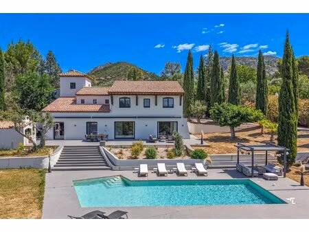 l'iconique - villa t6 de 343m² - dépendance - piscine - court de tennis - terrain de 8000m