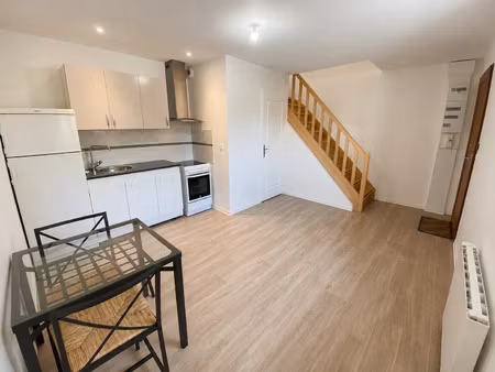 mairie de plaisir – duplex meublé 2 pièces de 36 54 m² – toutes charges comprises