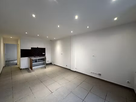 t2 de 37.23 m2 / givors