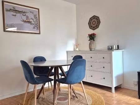 location meublée appartement 2 pièces 47 m² à montrouge (92120)  1 550 €