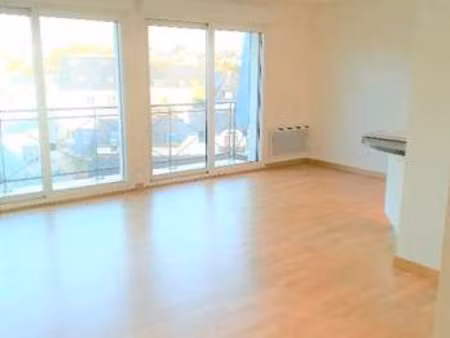 location appartement 3 pièces à quimper (29000) : à louer 3 pièces / 71m² quimper