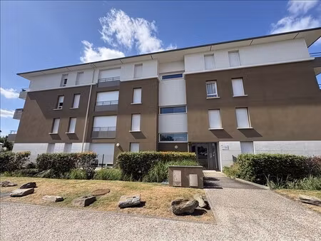appartement - 2ème étage - 40 20 m2 - 2 pièces - non meublé