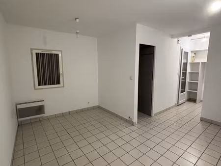 les herbiers centre ville location studio