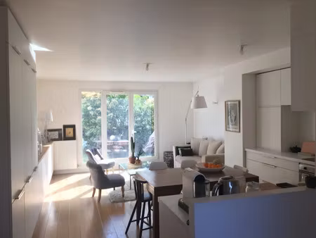 location meublée duplex 4 pièces 91.52 m² à nanterre (92000)  2 050 €