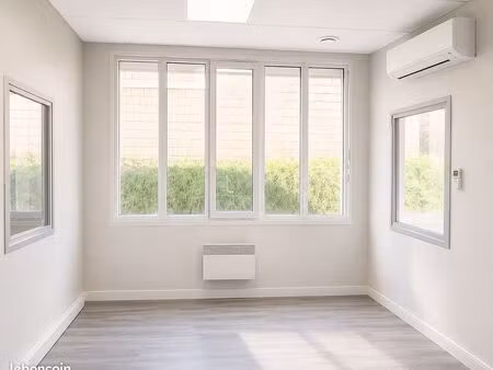 bureaux et locaux professionnels à louer – 13 à 500 m² – issoudun