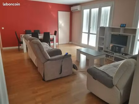 t5 de 110 m² – 99 500 – 4 chambres – balcon – 2 parkings – bord de l'indre – belle-isle (c