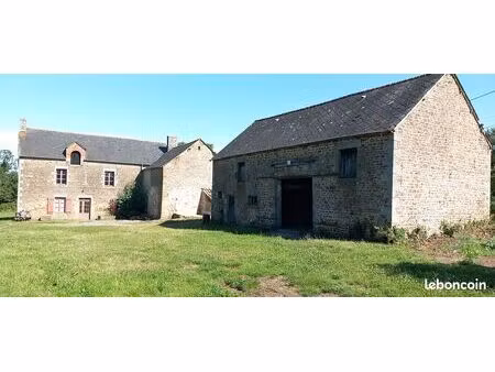 grande longère en pierres à rénover