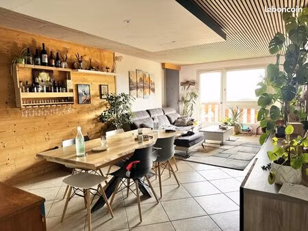 appartement 6 pièces 104 m²