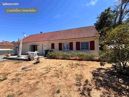 pavillon 10 pièces 154 m²