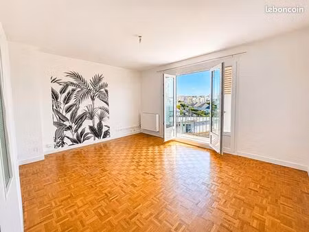 appartement 2 pièces 54 m²