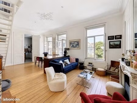 duplex 6 pièces 150 m²