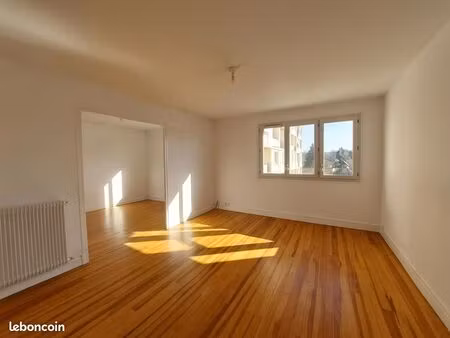 t3 - 57 m² - rénové proche centre-ville - résidence sécurisée
