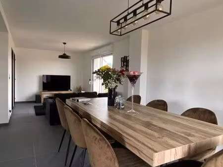 propriété 5 pièces 100 m²