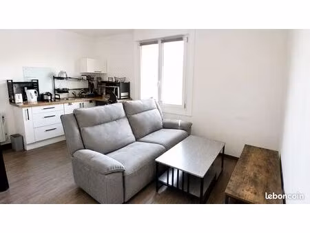 appartement de 28 m2 meublé situé à 300m de l’uco de guingamp
