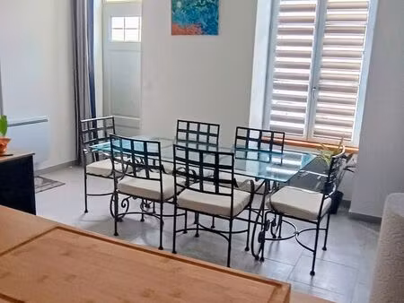 appartement f3 avec place de parking et local