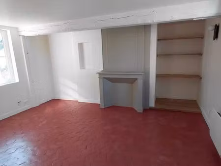 studio 1 pièce 26 m²