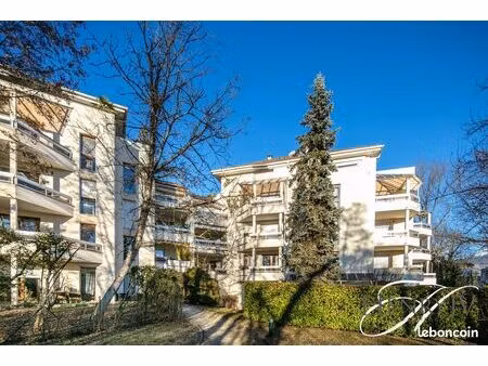 appartement 1 pièce 42 m²