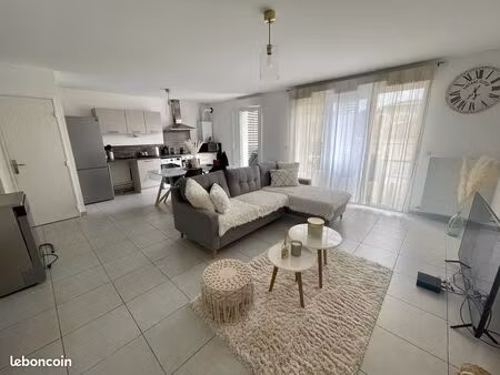 appartement 3 pièces 65 m²