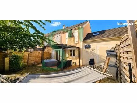 maison 5 pièces 79 m²